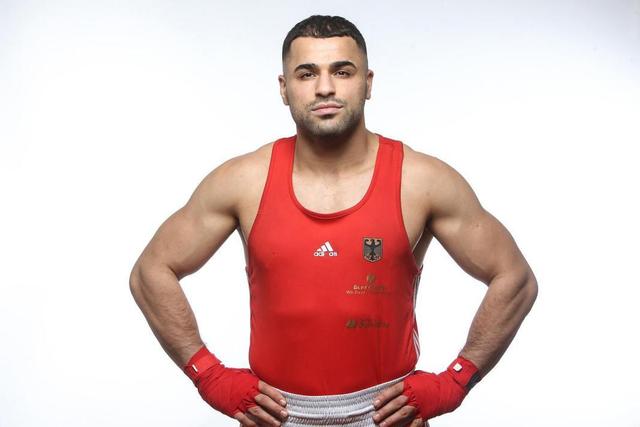 巴尔泰萨吉：在米兰德比中首发是我的梦想；我的偶像是特奥（巴尔泰萨吉：米兰德比首发是我的梦想，特奥是我的偶像）