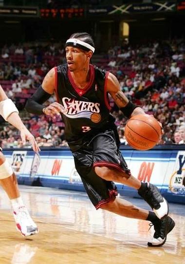 每体：马丁的出色表现将使巴萨暂时搁置冬窗引进中卫计划（每体：马丁高光发挥促使巴萨暂缓冬窗中卫引援）