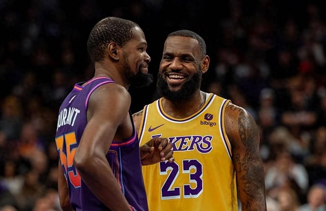 阿劳霍遭遇心理问题，乌拉圭队表支持：我们与你同在（阿劳霍面临心理困扰，乌拉圭队力挺：始终与你同在）