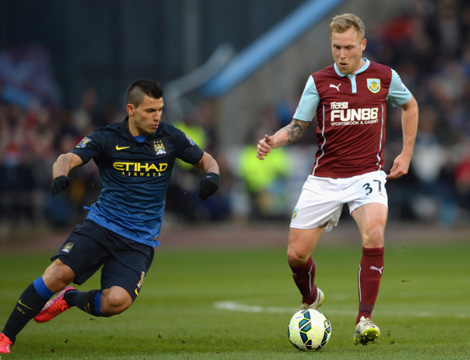 记者：维尼修斯女友在美国涉嫌欠税，可能无法陪他参加世界杯